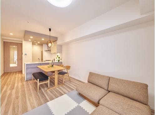 Modern 2BR in Harumi's New Waterfront Community